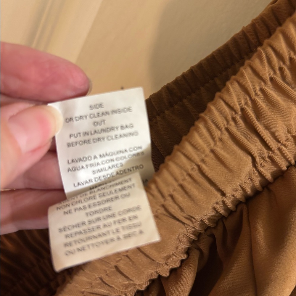 Women’s Michael Kors Tan Utility Chic Jogger Pants, Size M, Silky Polyester - Picture 5 of 8